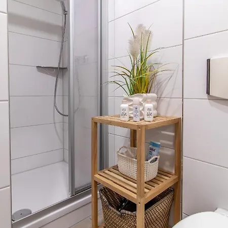 Modernes Apartment Im Gruenen I Balkon I Wlan I Stellplatz Шварценберг Экстерьер фото