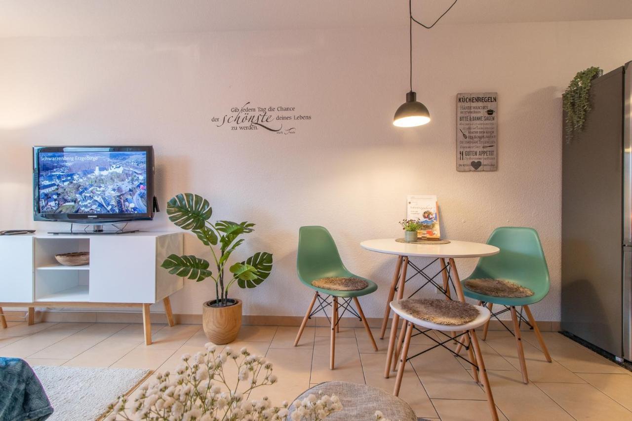 Apartamento Modernes Im Grünen,wlan, Tv, Kaffee, Parken *